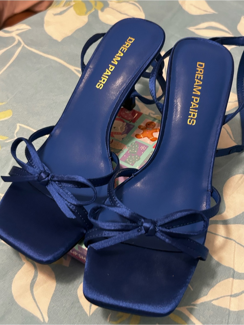 Dream Pairs Blue Satin Bow Strappy Heels Size 7.5